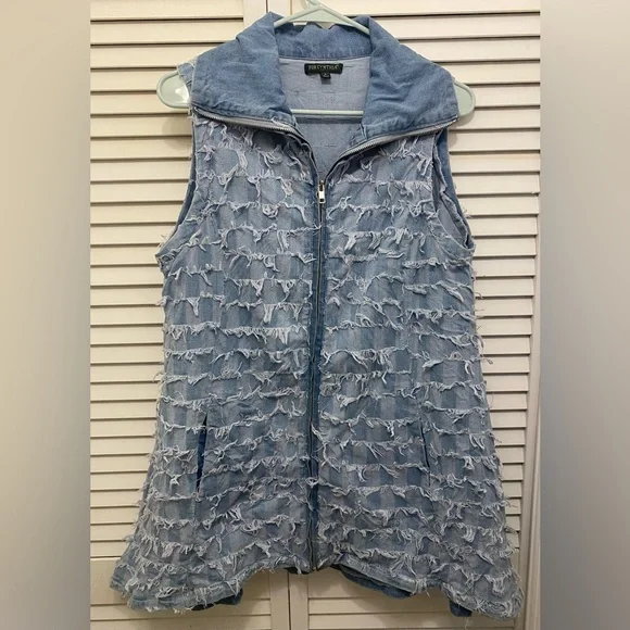 Denim Frayed Zip-Up Vest/Jacket Size Small - Picture 1 of 4
